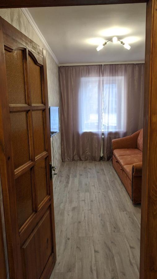 Apartments Near The Trinity Church On Dovzhenko Street,102 Cherníhiv Exterior foto